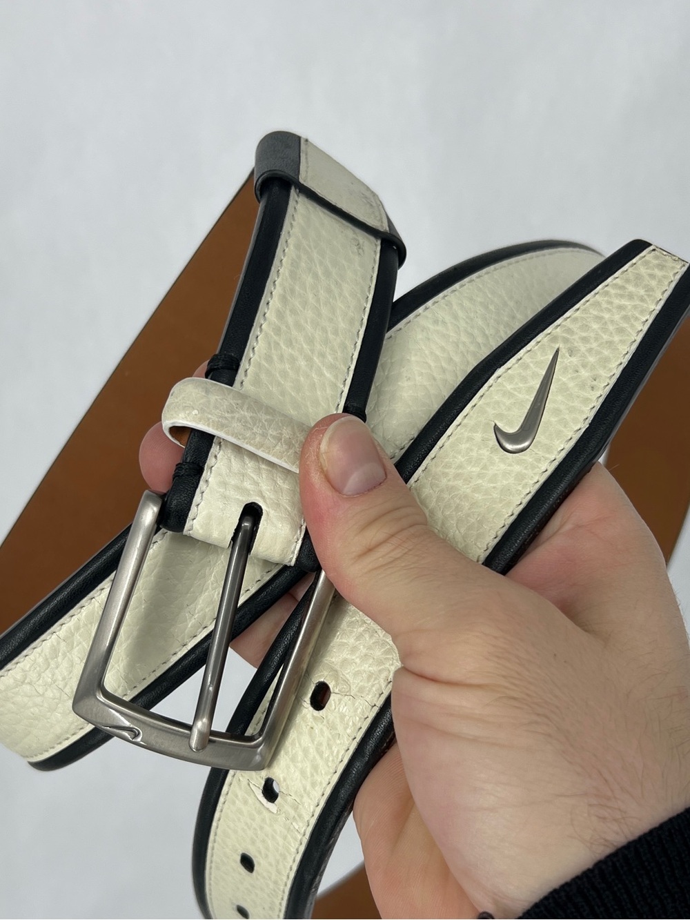 Nike Men’s White Leather Belt with Black Trim and Silver Buckle